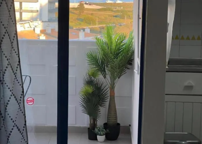 1-bed - Sleeps 4 - Free Parking Portimao