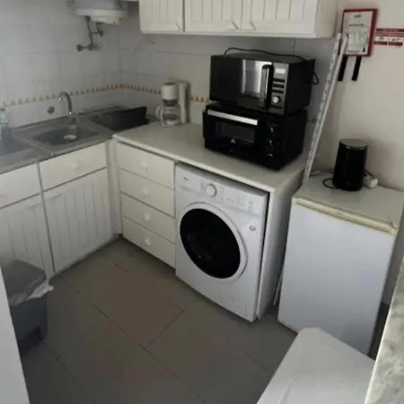 1-bed - Sleeps 4 - Free Parking Appartement